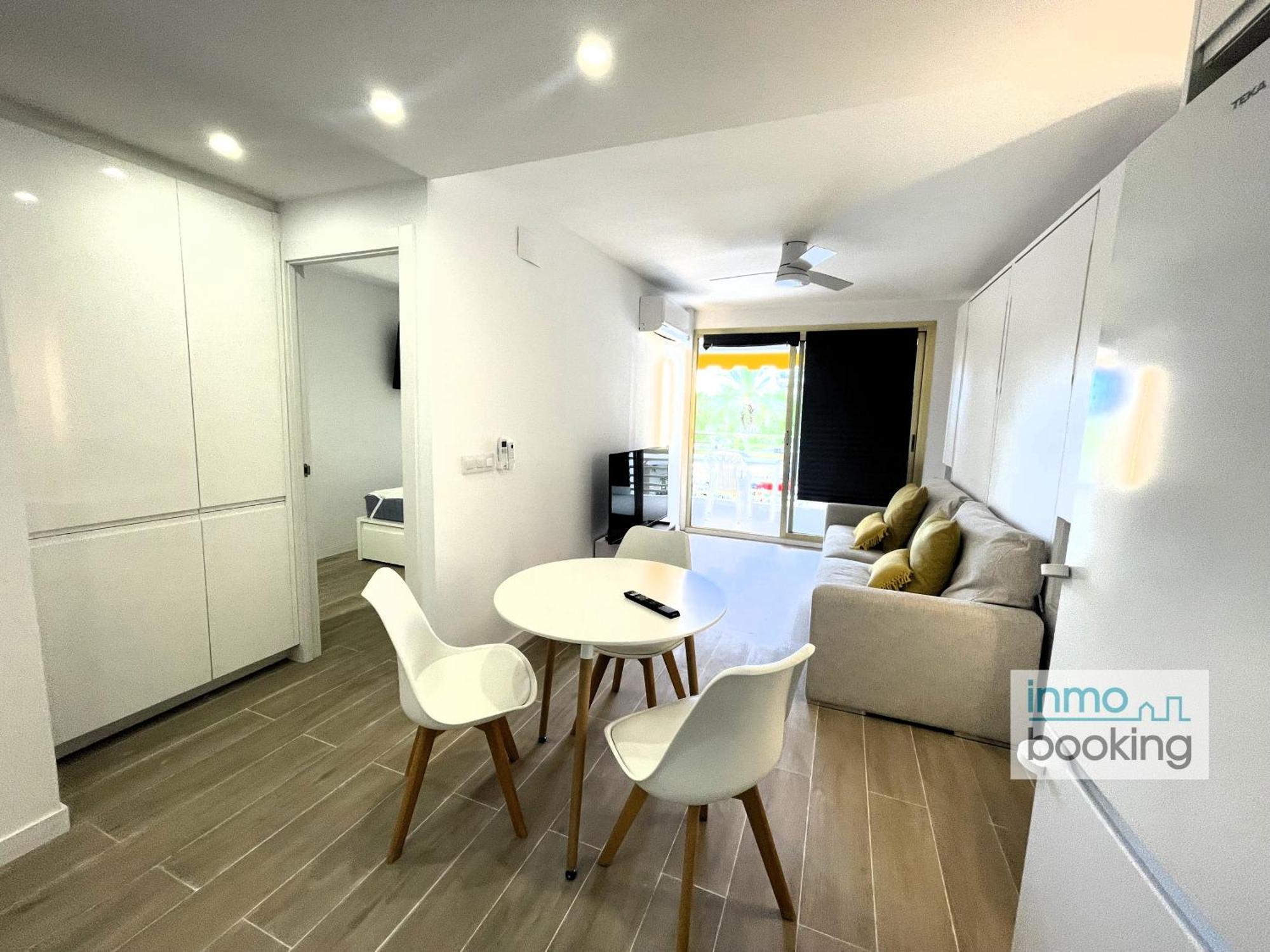 Appartement Sun Novelty 1 , Climatizado, Piscina