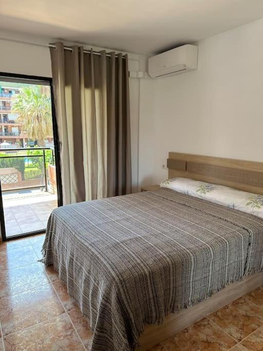 A Bright Spacious Flat For A Family * Salou