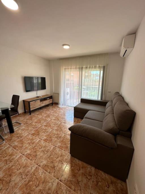 A Bright Spacious Flat For A Family Salou