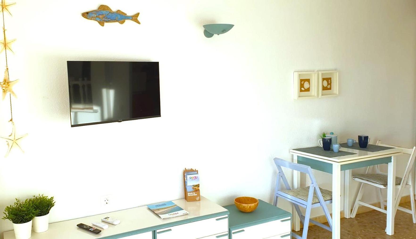Apartamento Vistas Al Mar, 50 Metros Playa Y Centro, Cama Queen Size Salou
