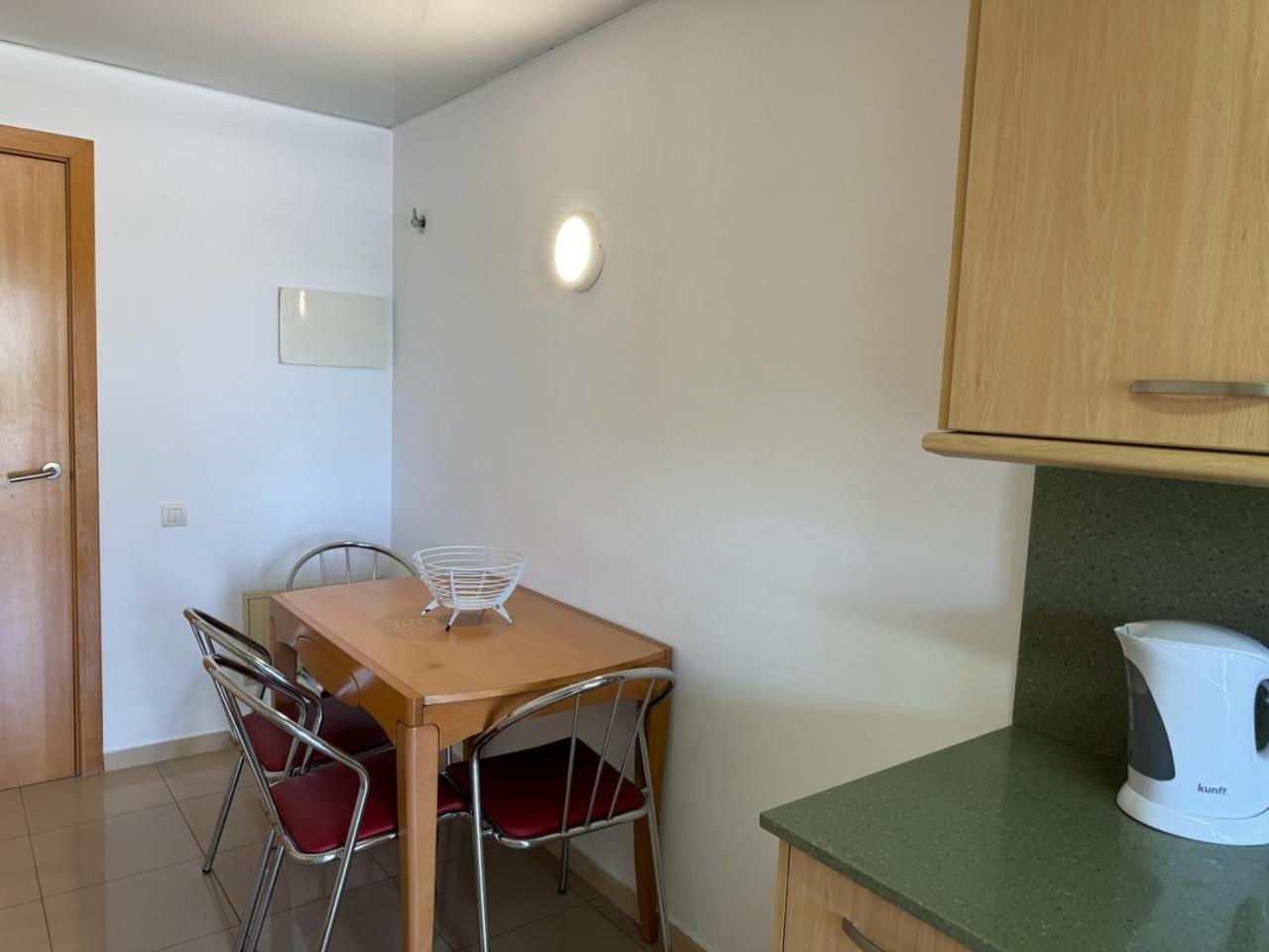 Lindo Piso Residencial En Centrico *