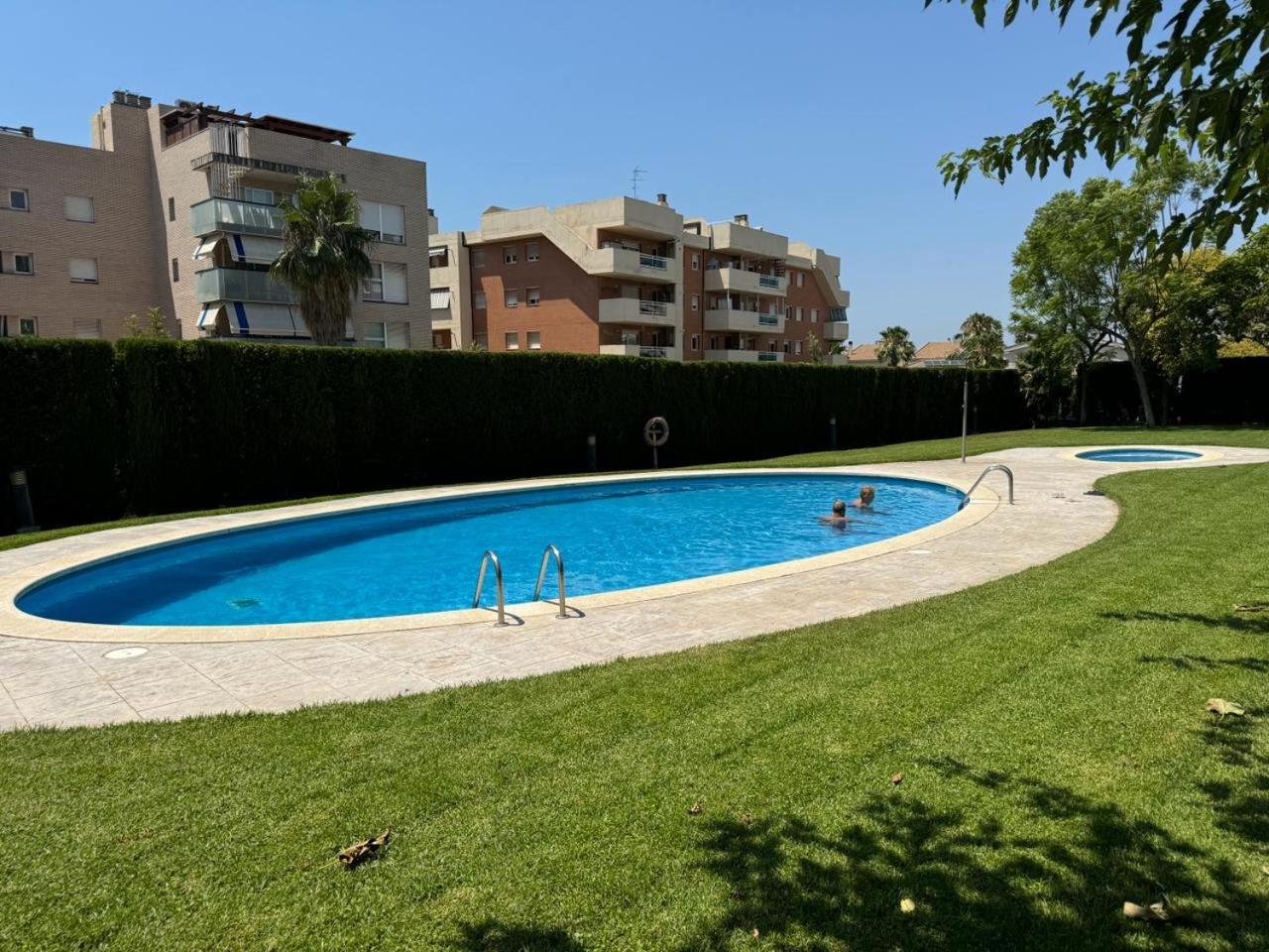 Lindo Piso Residencial En Centrico