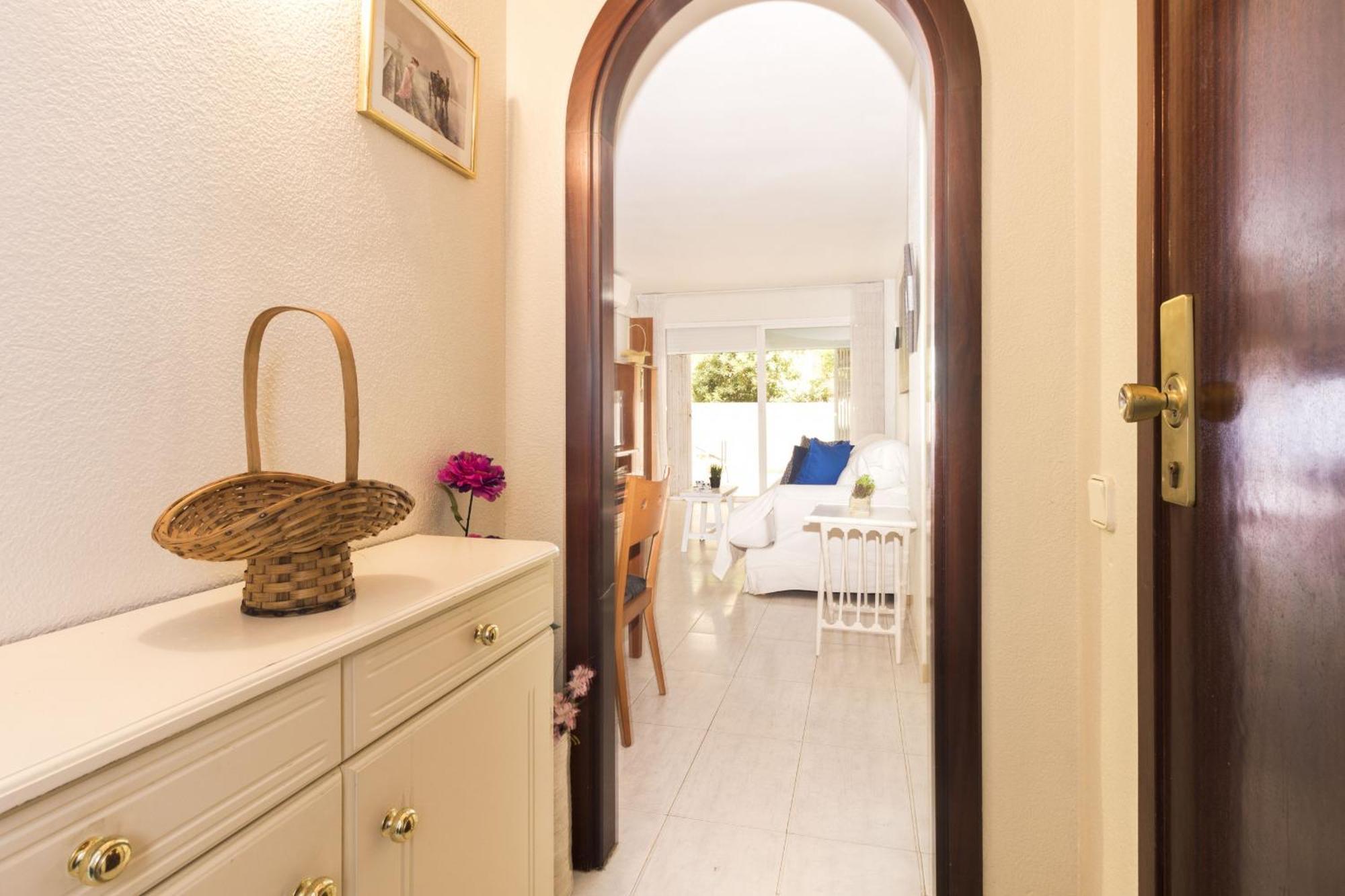 Fmp Ancora Red 1st Line Apartamento *