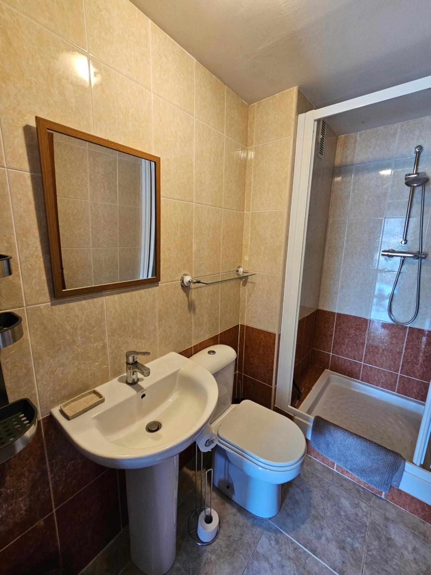 Confort Terrasse 21 M2 Pleins Sud Wifi Proche Port Aventura Centre Et 2 2 Sdb Piscine Salou