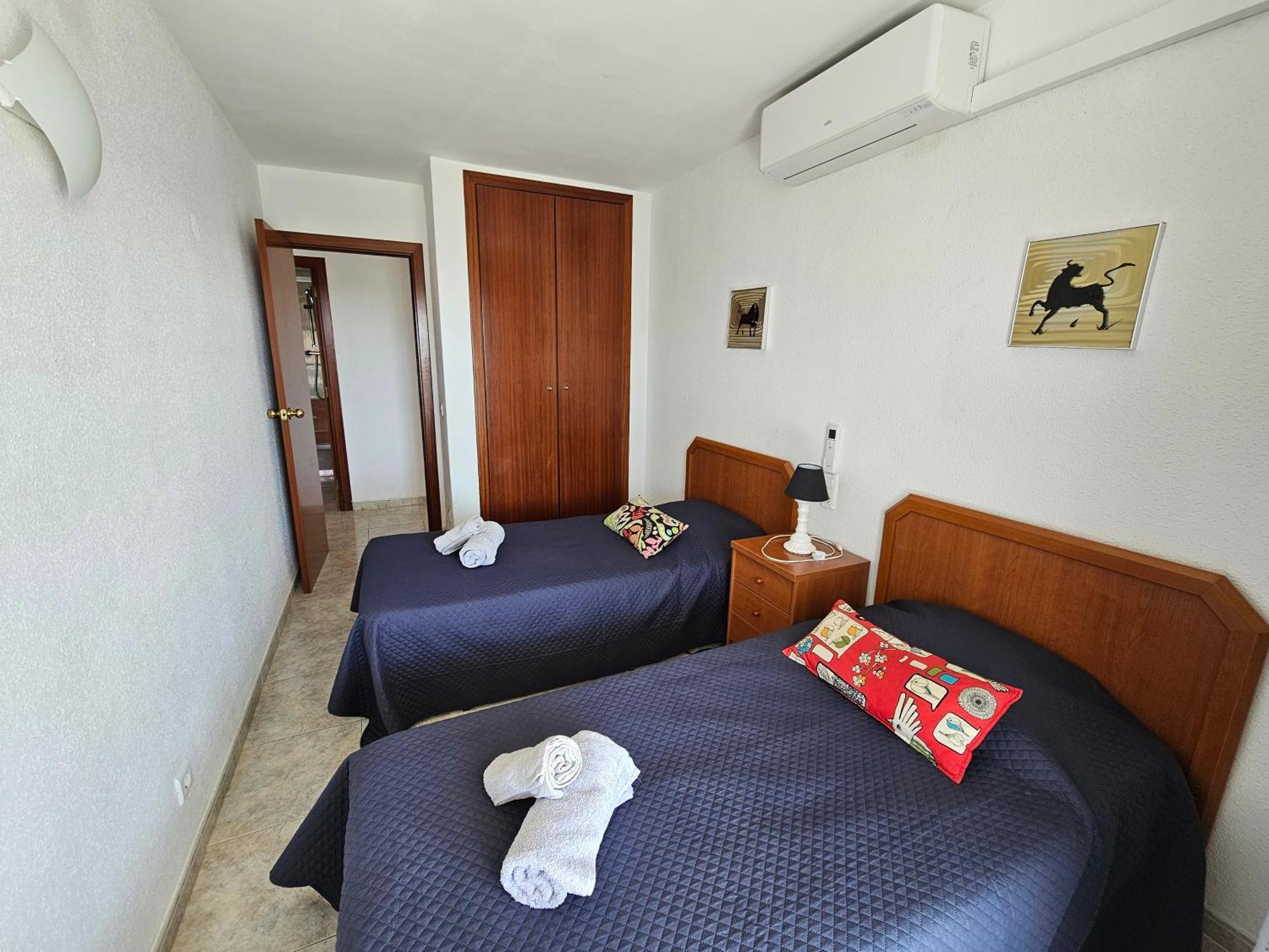 Apartamento Confort Terrasse 21 M2 Pleins Sud Wifi Proche Port Aventura Centre Et 2 2 Sdb Piscine