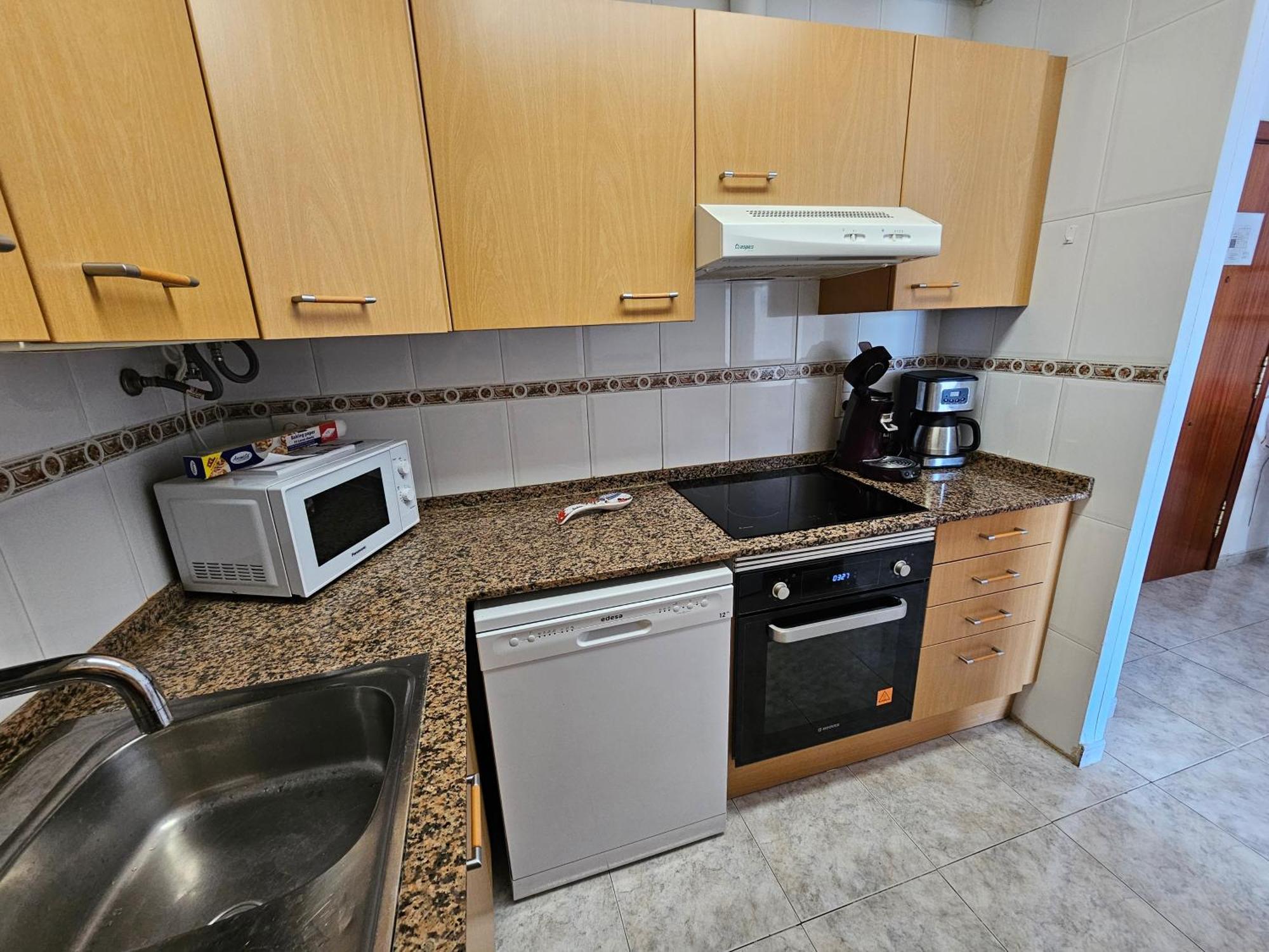 Confort Terrasse 21 M2 Pleins Sud Wifi Proche Port Aventura Centre Et 2 2 Sdb Piscine Apartamento Salou