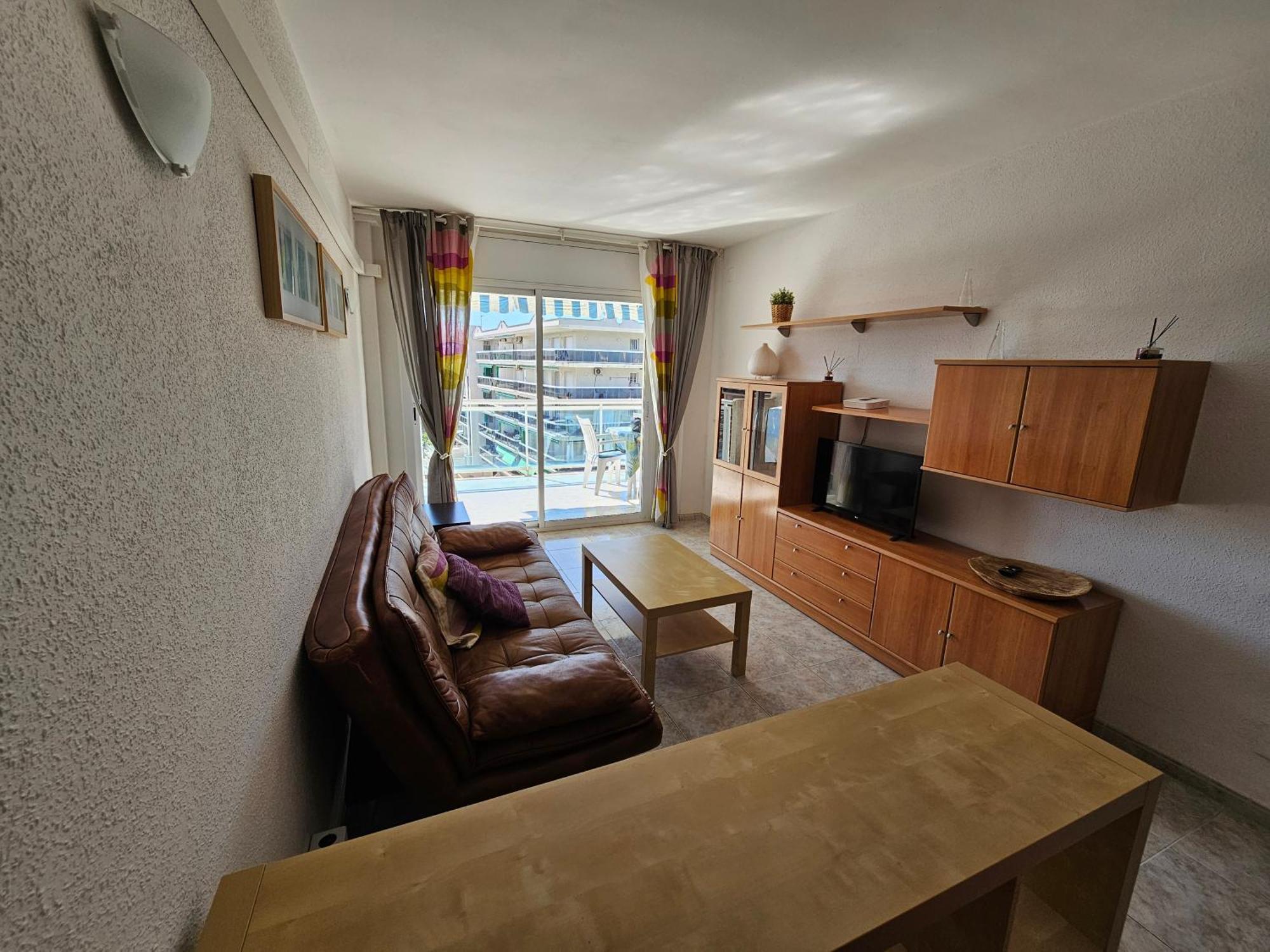 Confort Terrasse 21 M2 Pleins Sud Wifi Proche Port Aventura Centre Et 2 2 Sdb Piscine Apartamento