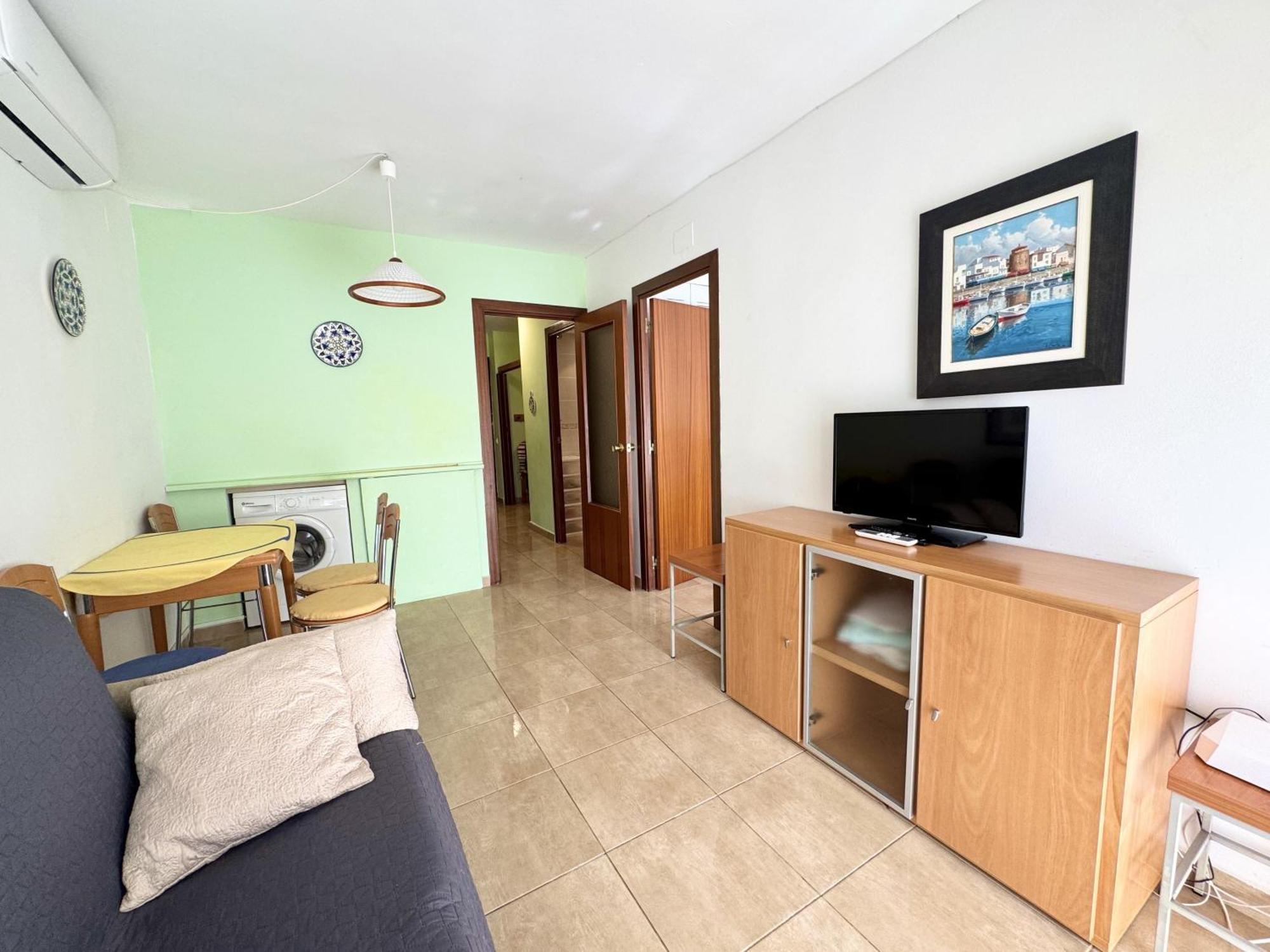 Apartsalou Penedes * Salou