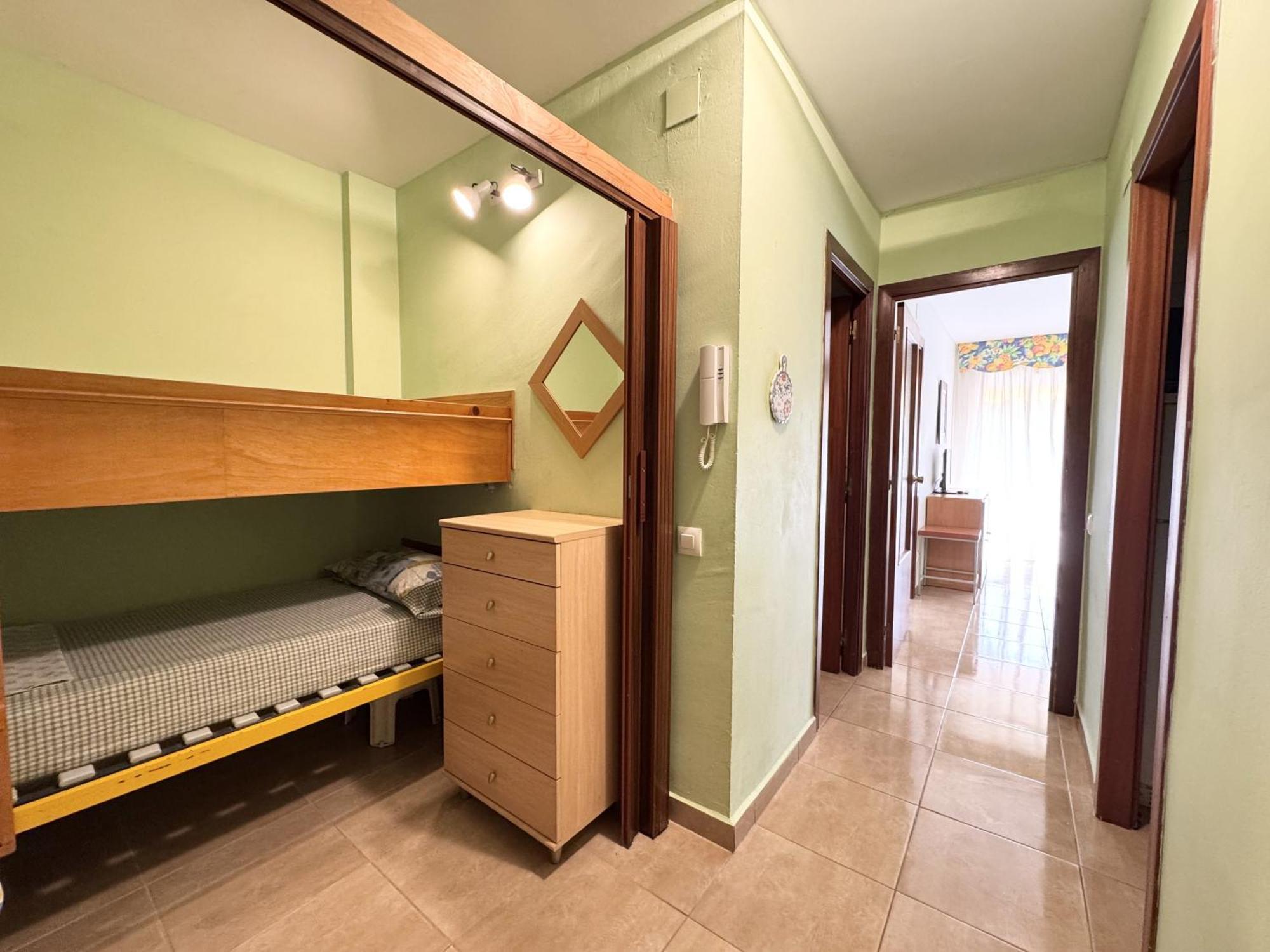 Apartsalou Penedes * Salou
