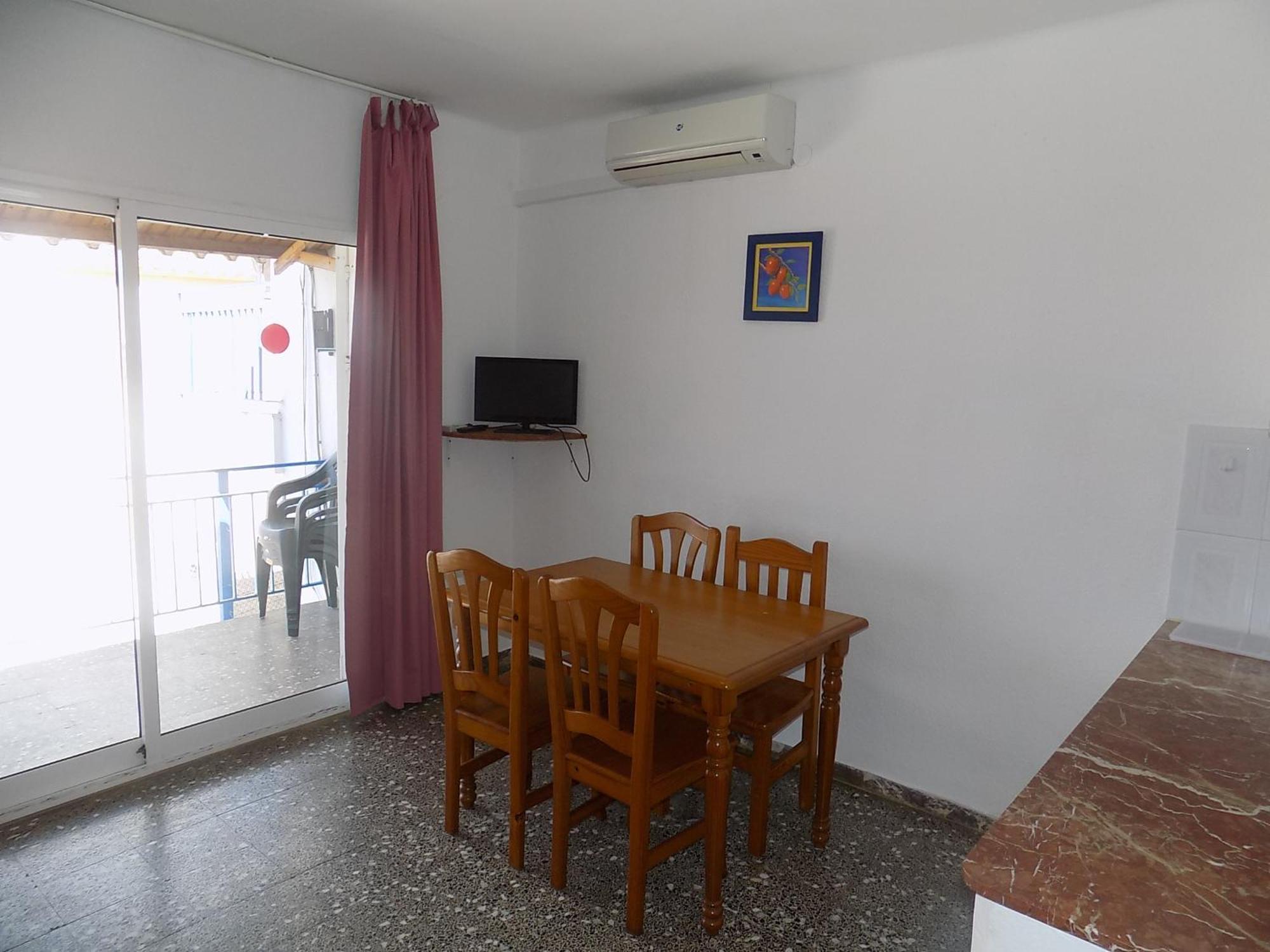 Apartsalou San Jordi Apartamento *