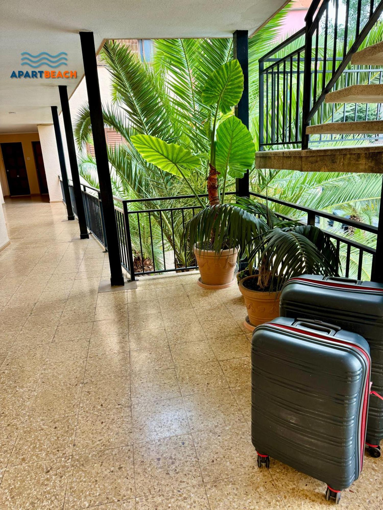 Apartbeach San Sebastian Junto Playa Larga Y Cala Dorada Apartamento