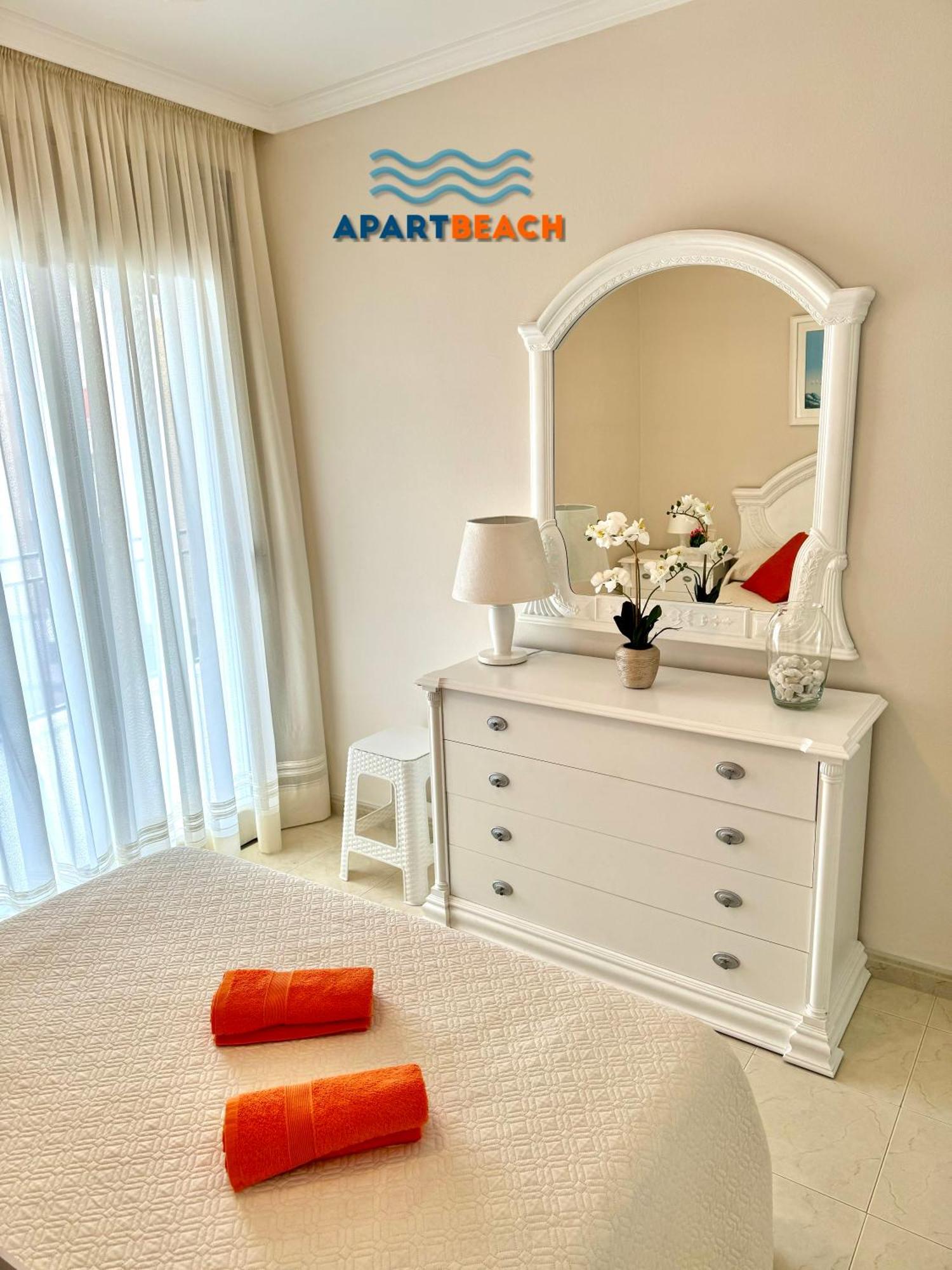 Apartamento Apartbeach San Sebastian Junto Playa Larga Y Cala Dorada