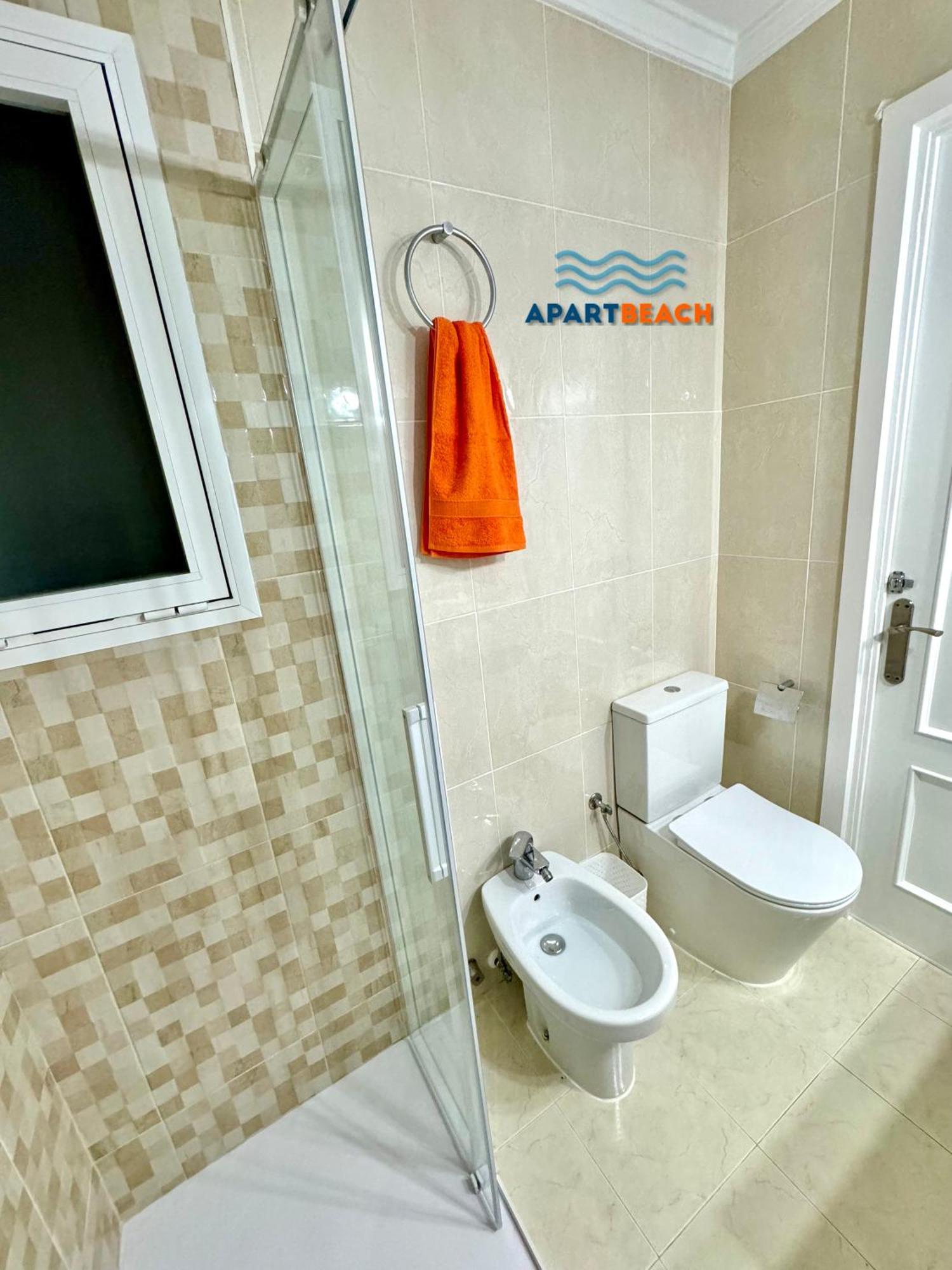 Apartbeach San Sebastian Junto Playa Larga Y Cala Dorada Salou