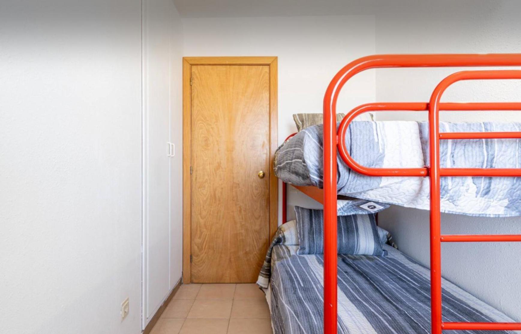 Atico Con Vistas-piscina-wifi-aacc-2hab-portaventura Apartamento Salou