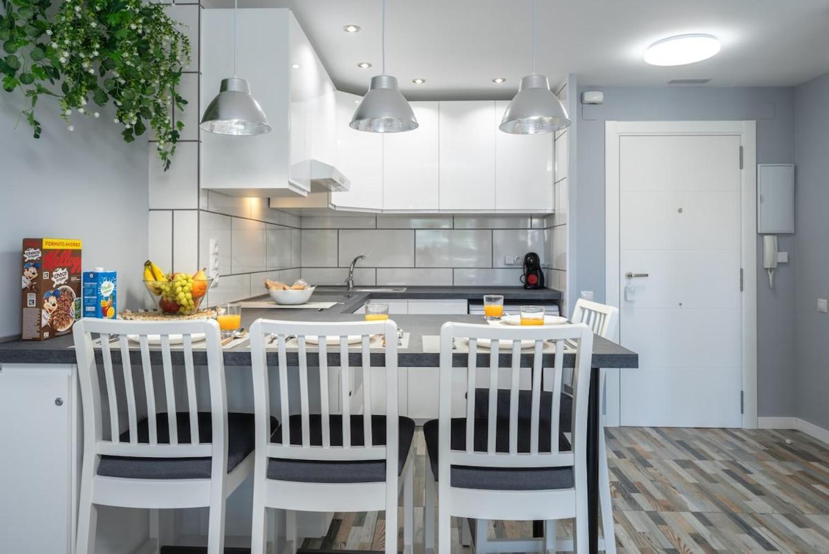 Salouroyalcenterpoolrelax2bedportaventuraaa12 Apartamento