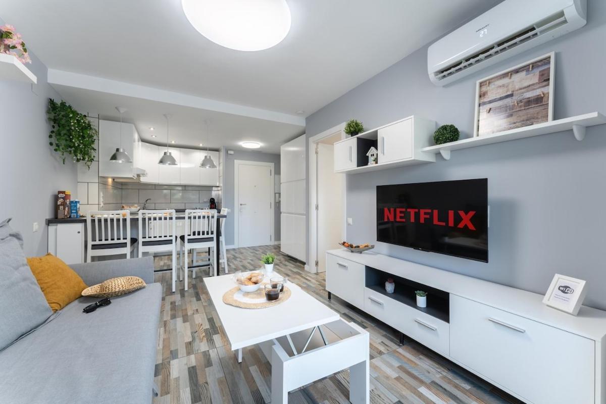 Apartamento Salouroyalcenterpoolrelax2bedportaventuraaa12 *