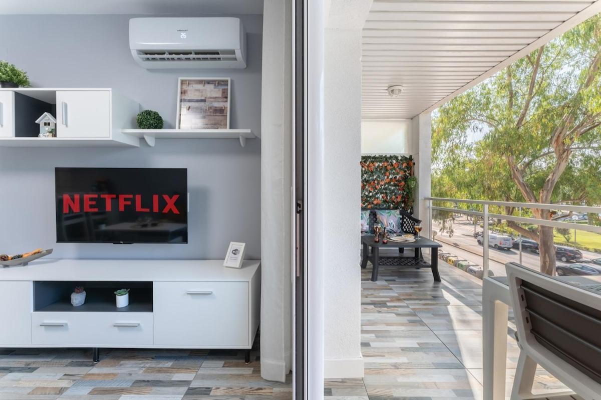 Salouroyalcenterpoolrelax2bedportaventuraaa12 Apartamento Salou