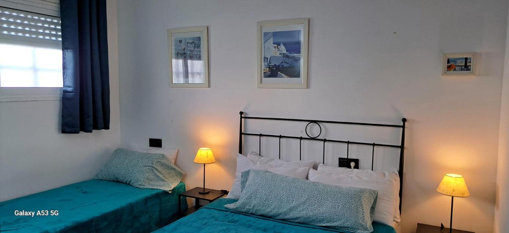 Paradis, Stunning Sea View & Close Center Apartamento