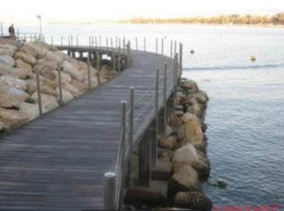 Moderno En 1a Linia De Mar En Salou. Apartamento Salou