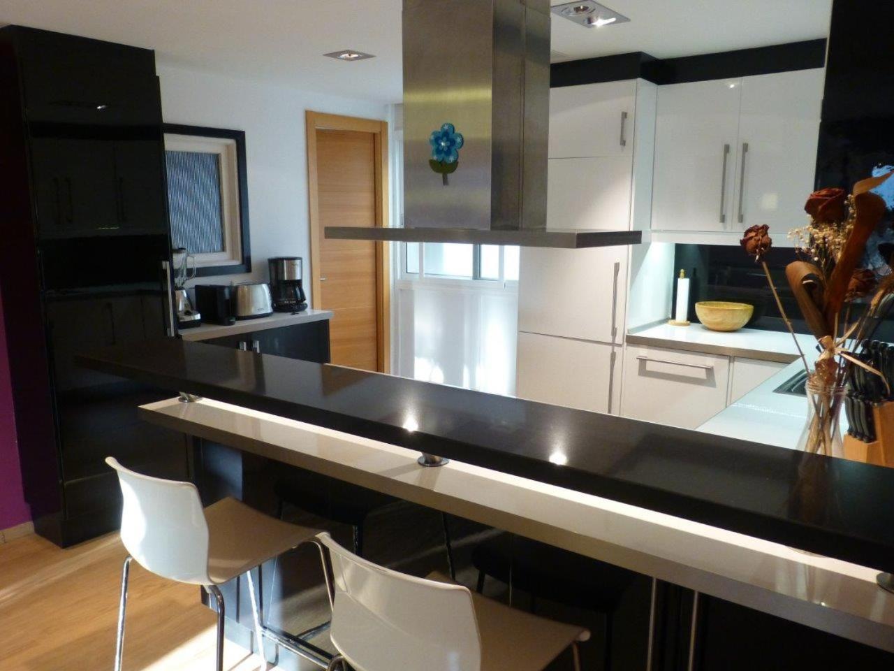 Moderno En 1a Linia De Mar En Salou. Apartamento