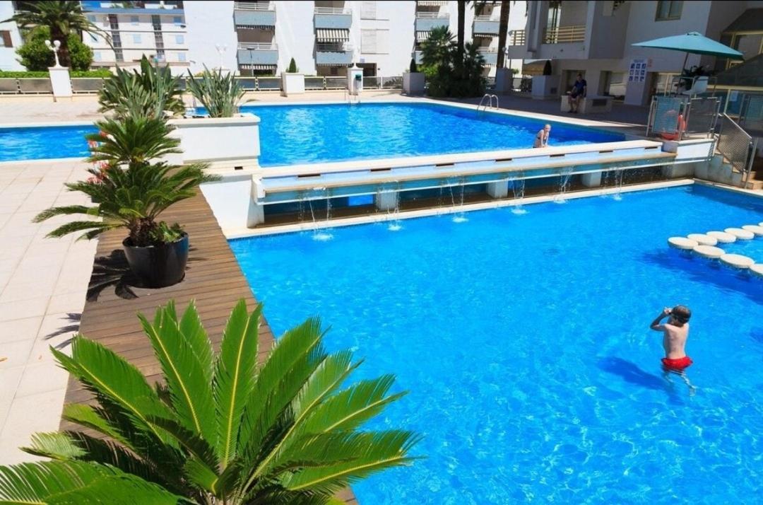 Varias Piscinas Salida Directa A La Playa * Salou