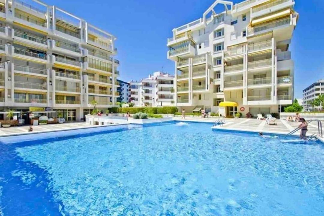 Apartamento Varias Piscinas Salida Directa A La Playa