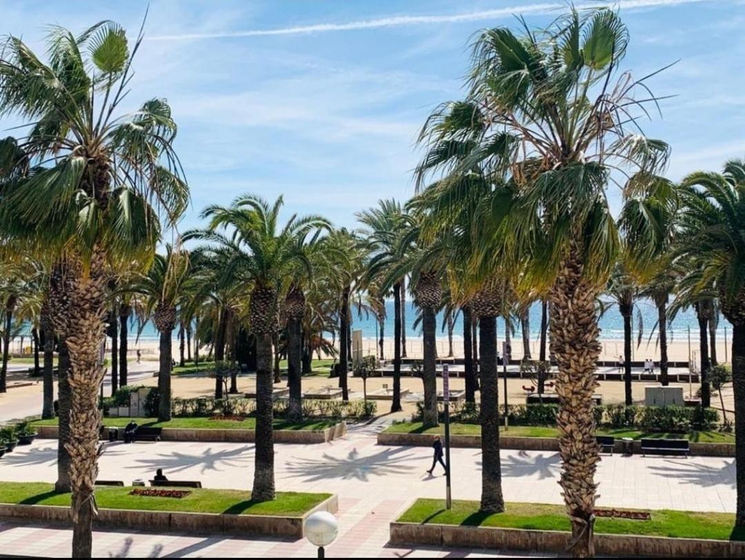 Apartamento Varias Piscinas Salida Directa A La Playa Salou