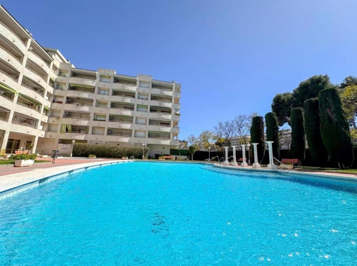 Apartamento Reformed Cozy Penthouse With Pool - Portaventura