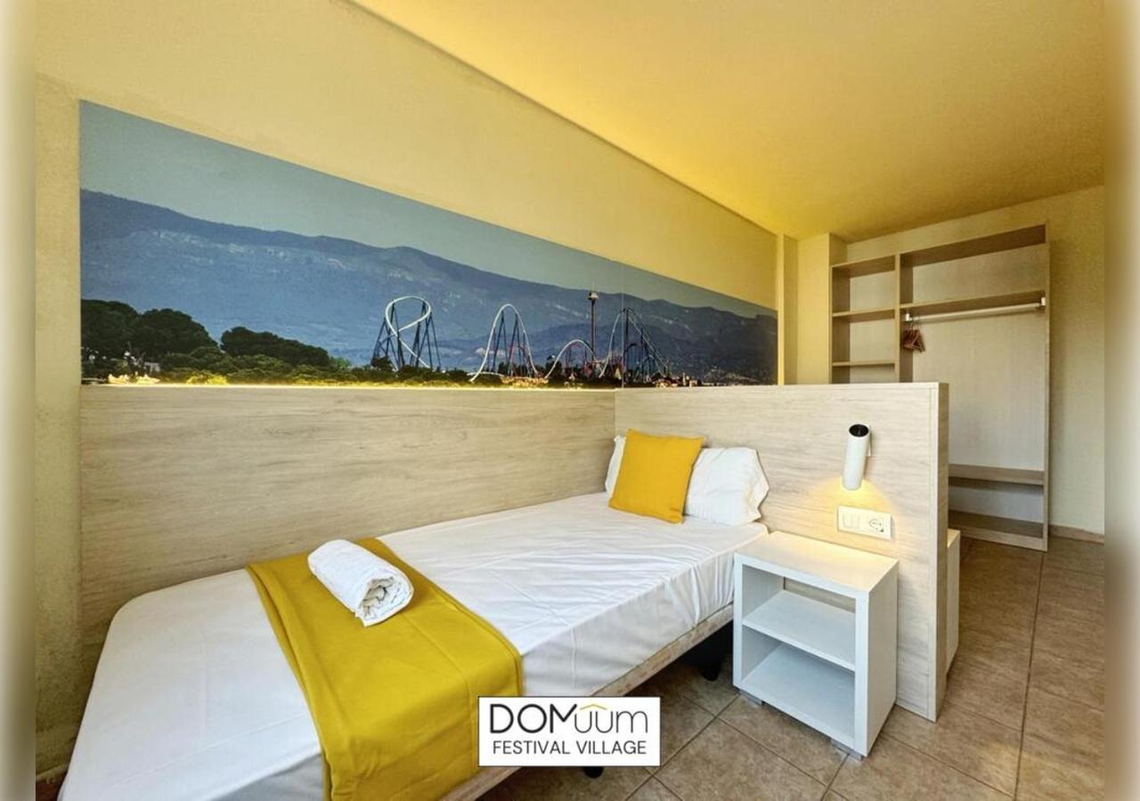 Domuum Holidays - Festival Village Salou