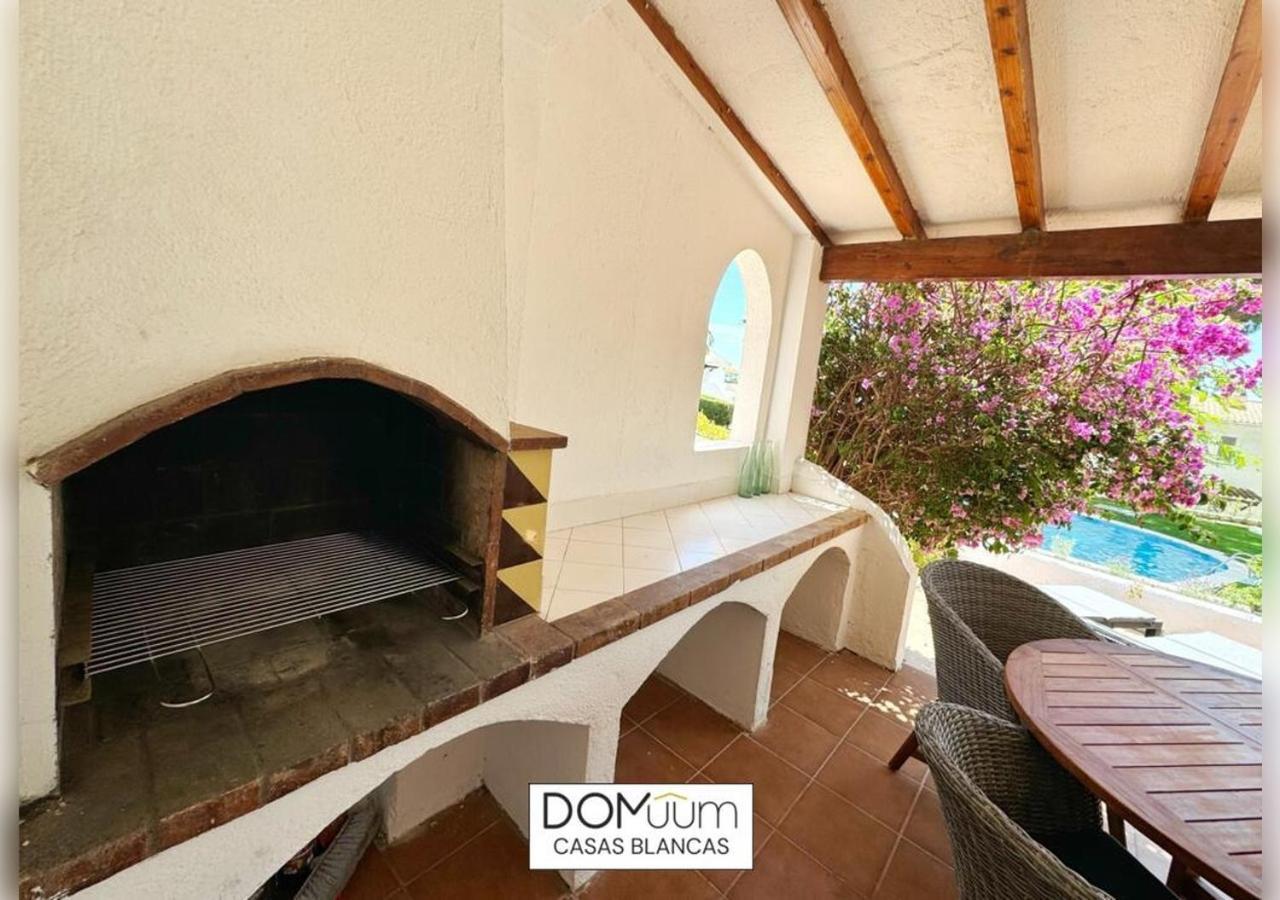 Domuum Holidays - Casas Blancas * Salou