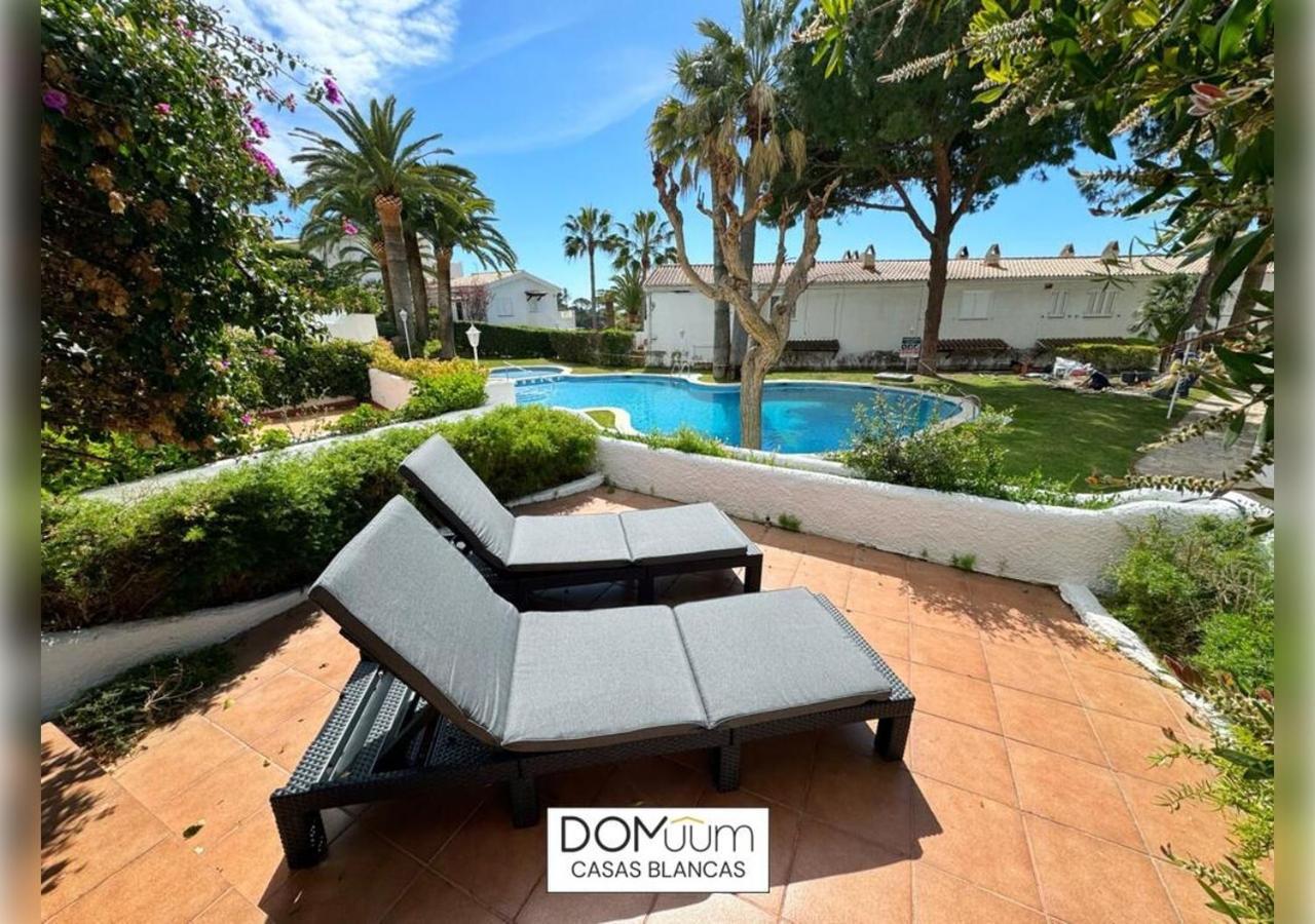 Domuum Holidays - Casas Blancas *
