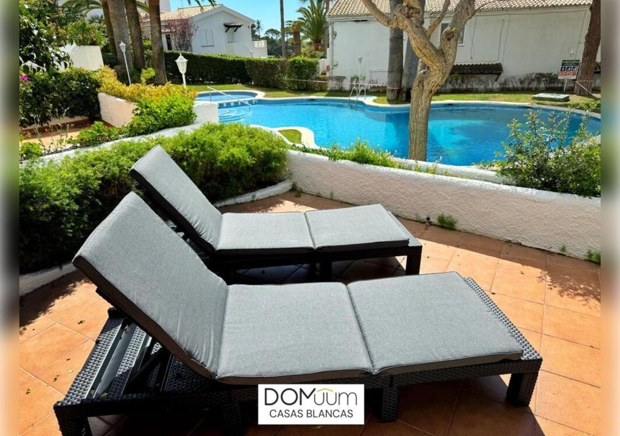 Domuum Holidays - Casas Blancas