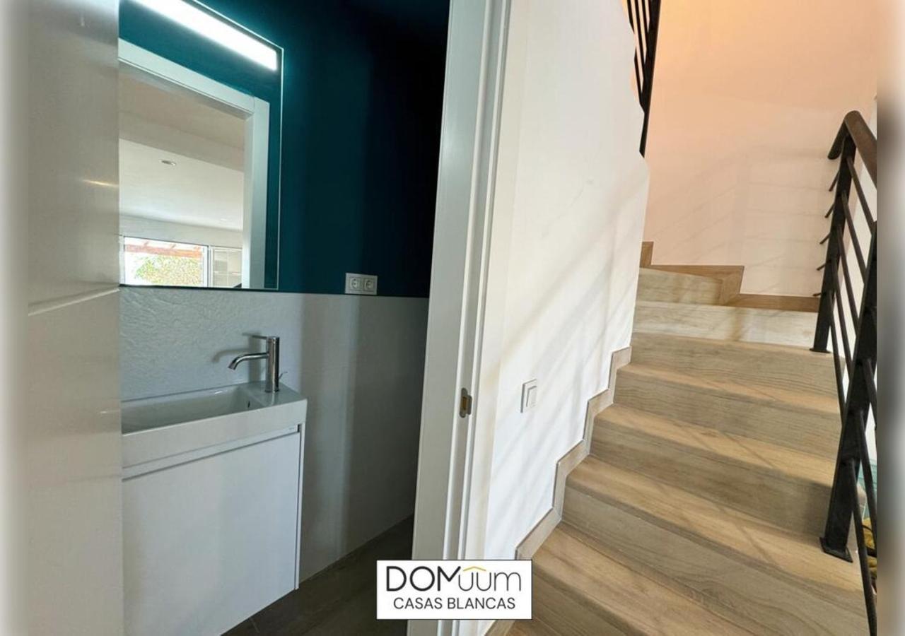 Domuum Holidays - Casas Blancas Apartment *