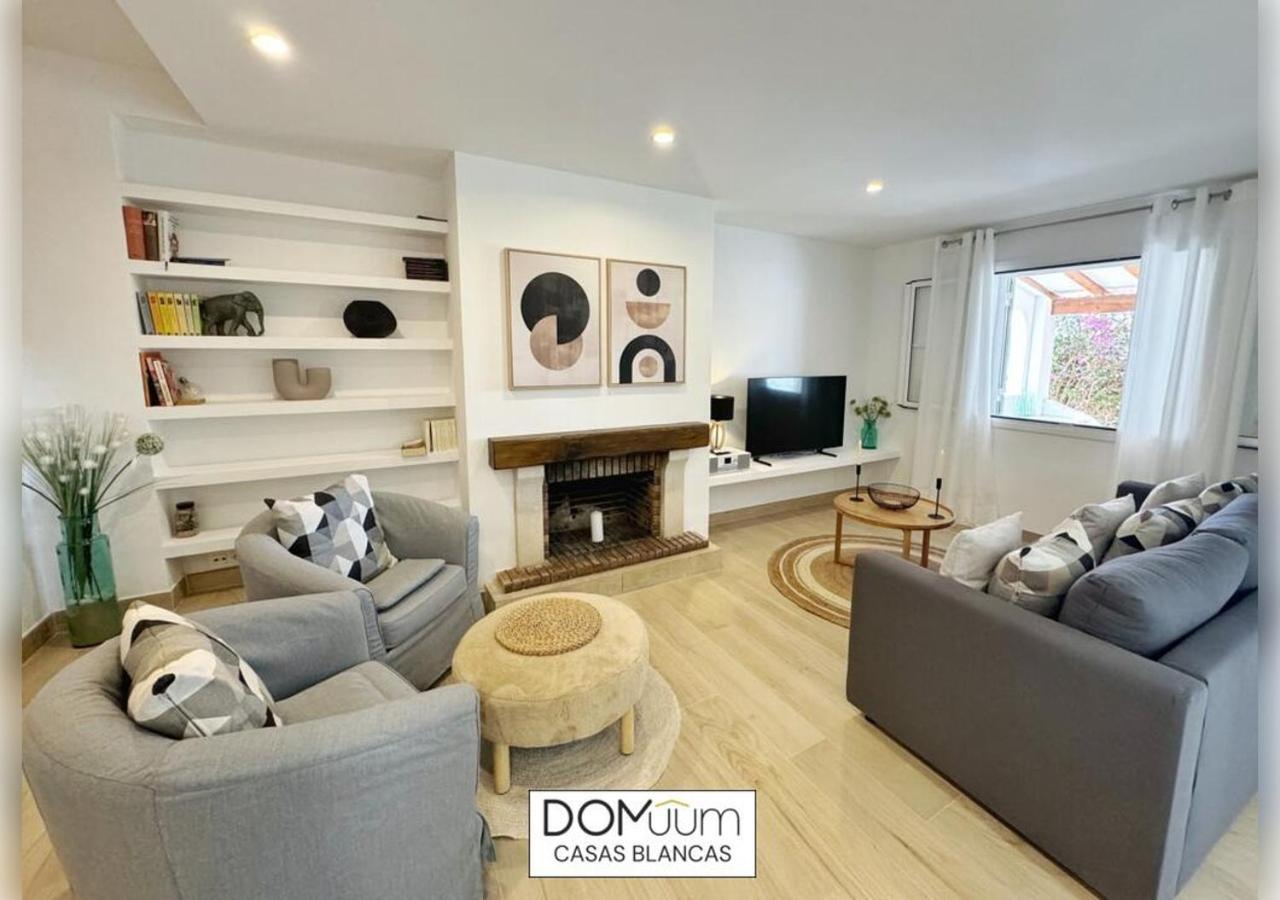 Domuum Holidays - Casas Blancas * Salou