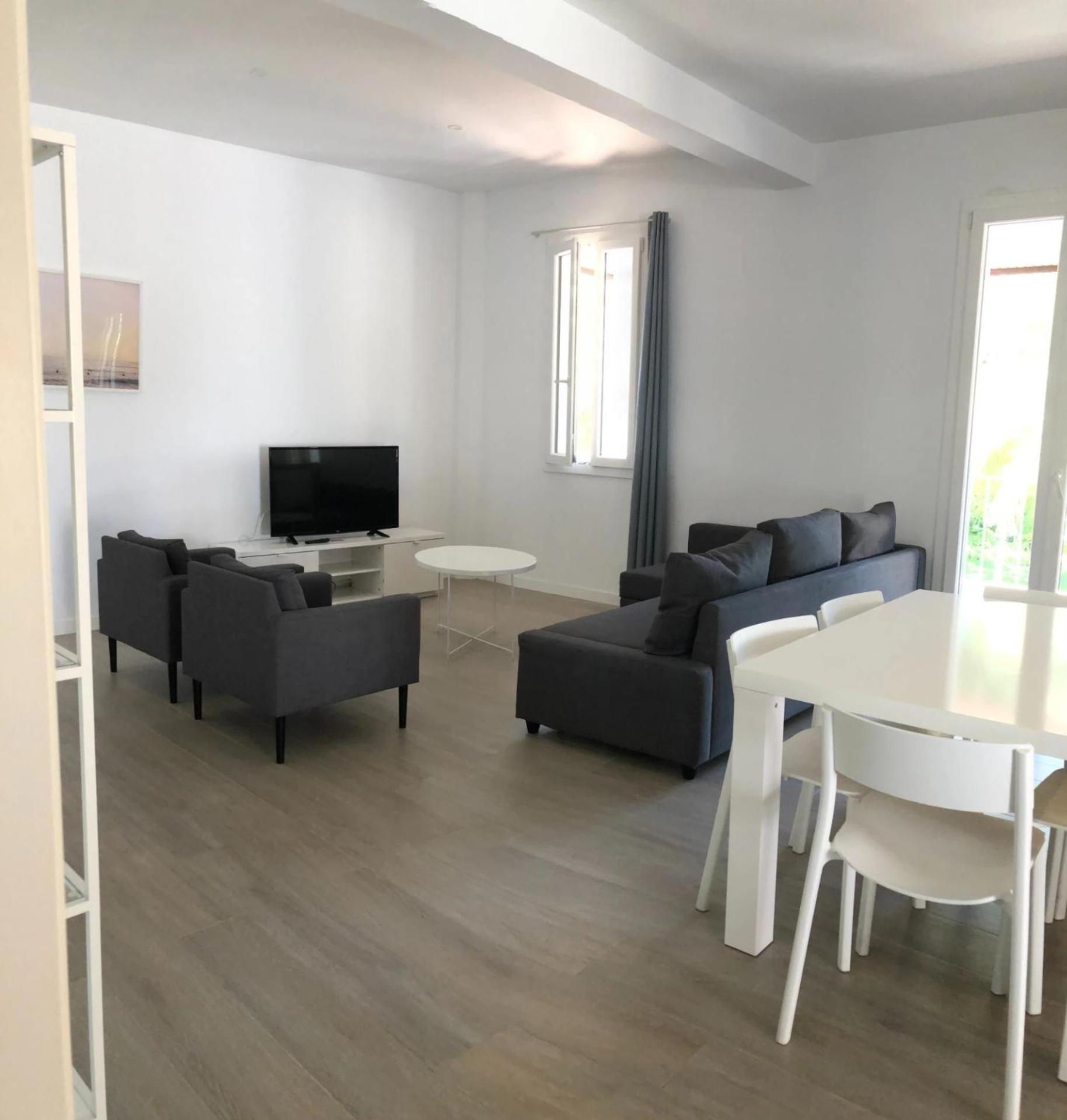 Apartamento En Primera Linea De Mar *