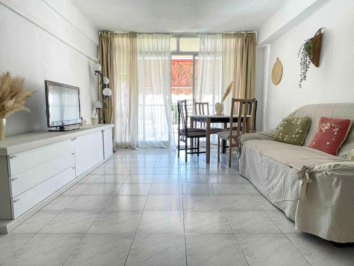 Location With A Pool And Terrace! Apartamento Salou