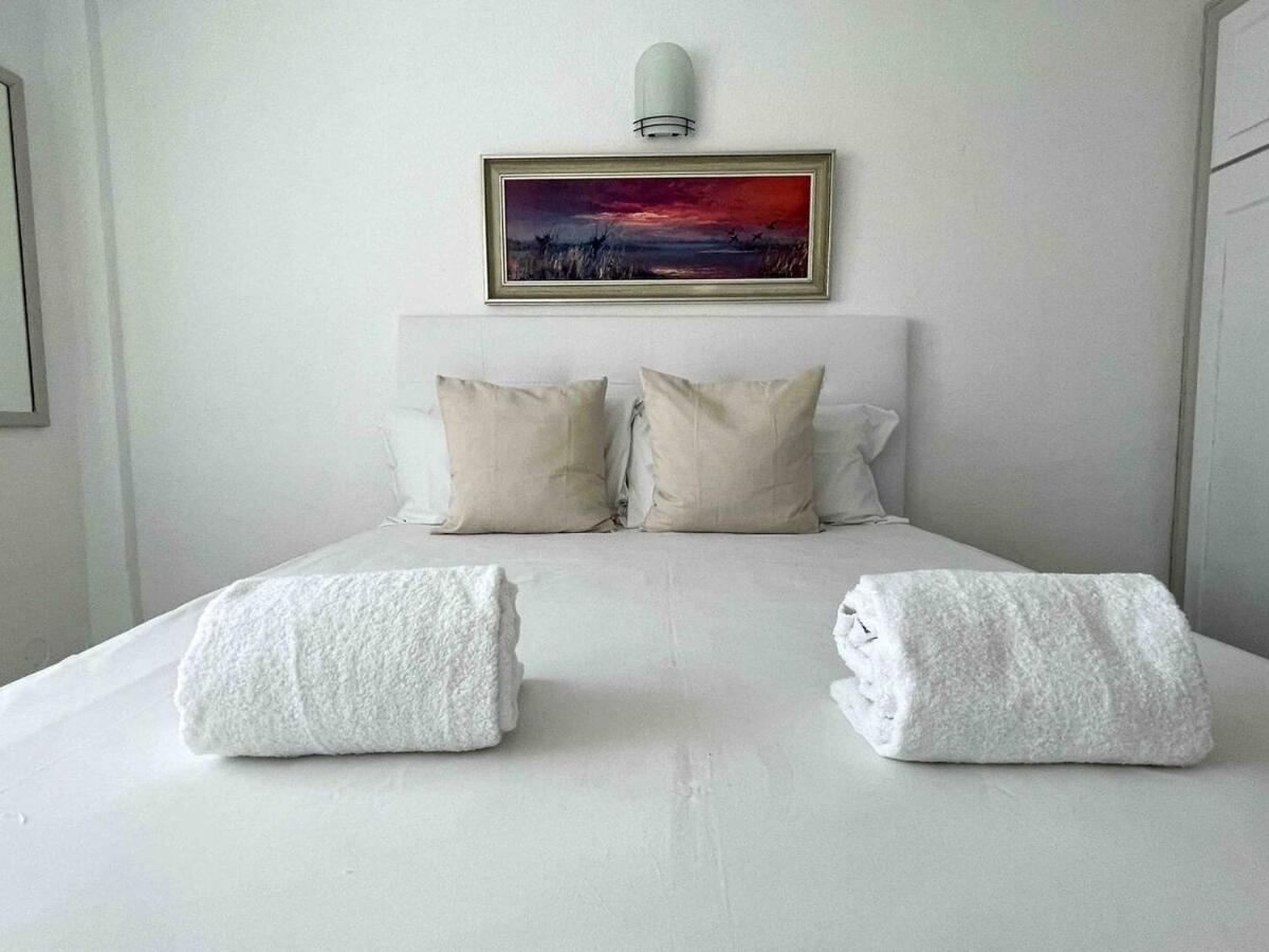 Apartamento Location With A Pool And Terrace! *