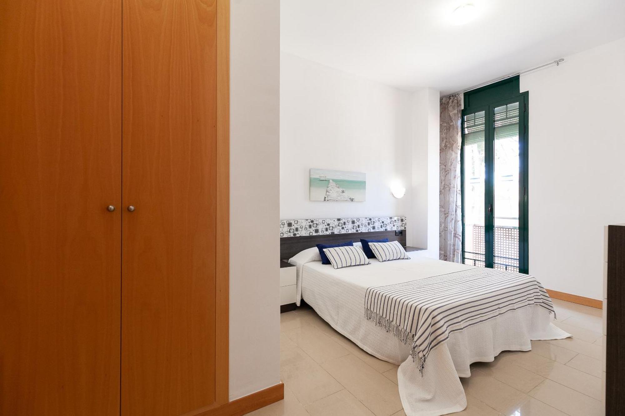 Uhc Sol I Mar Family Complex Apartment