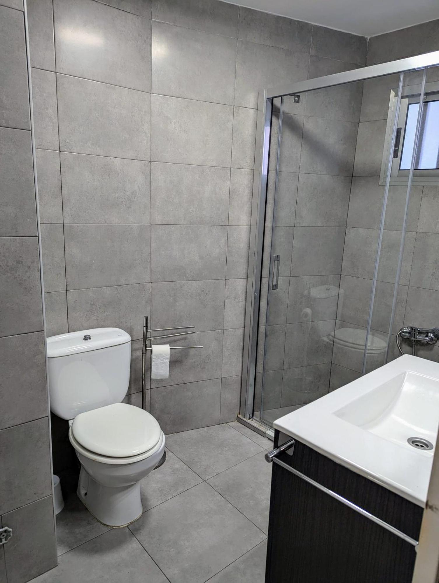 Apartamento A 5 Minutos De Playas De En Avenida Carles Buigas