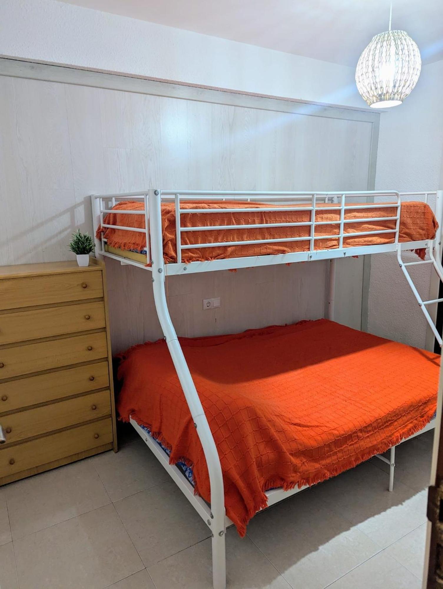 Apartamento A 5 Minutos De Playas De En Avenida Carles Buigas *