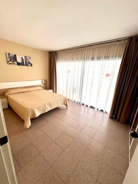 Amplio A 5 Minutos De La Playa Apartamento Salou