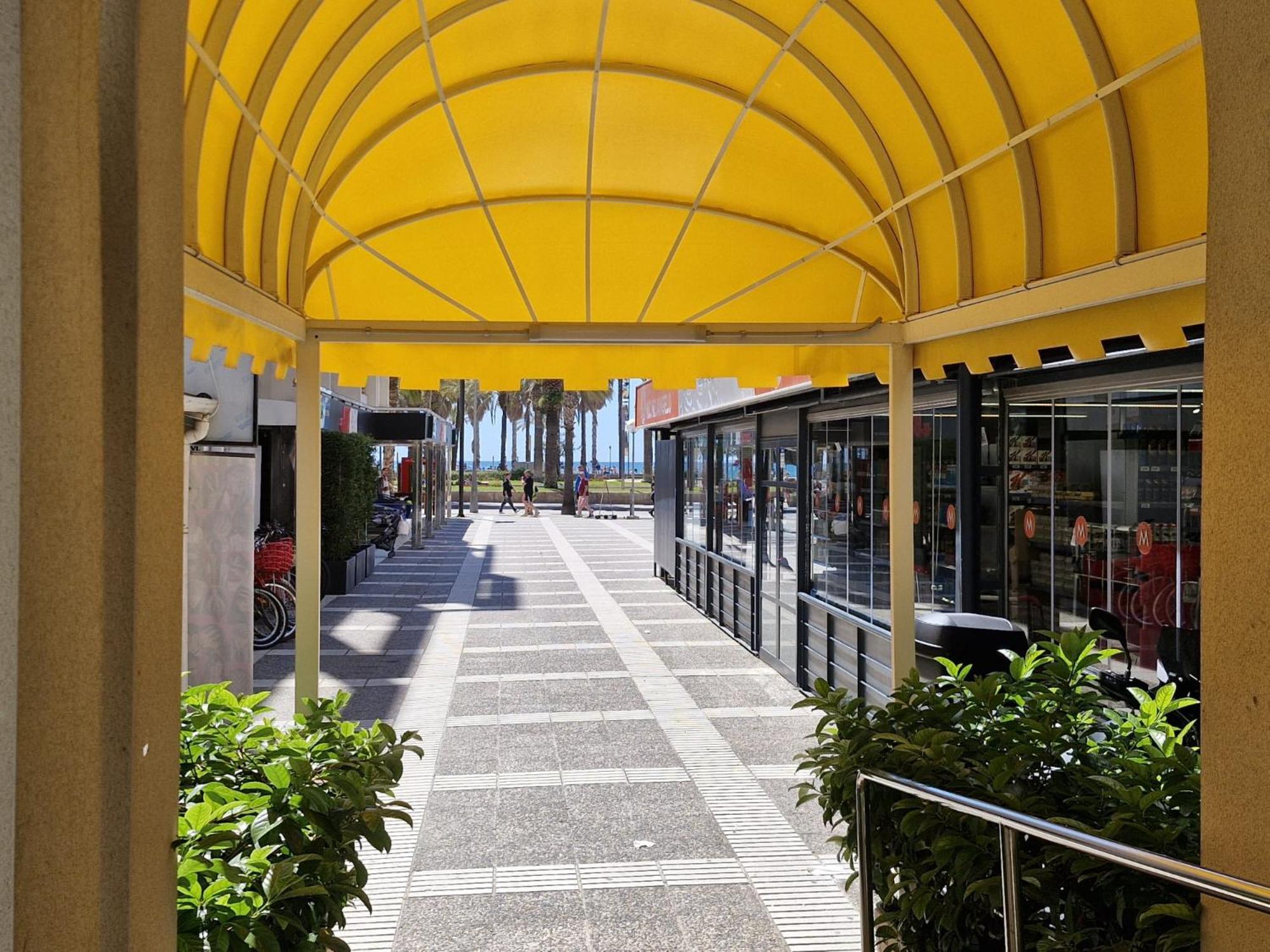 Novelty * Salou