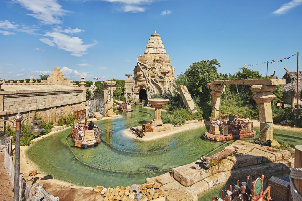 Hotel Portaventura Hotel: Theme Park Access Included