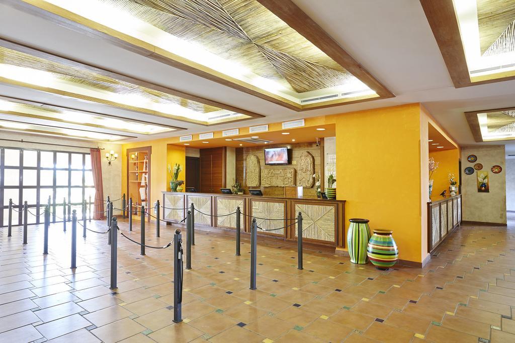 Hotel Portaventura El Paso: Theme Park Access Included 4*