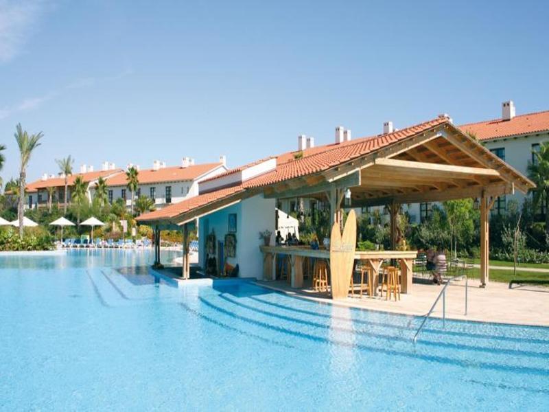 Hotel Portaventura El Paso: Theme Park Access Included 4*