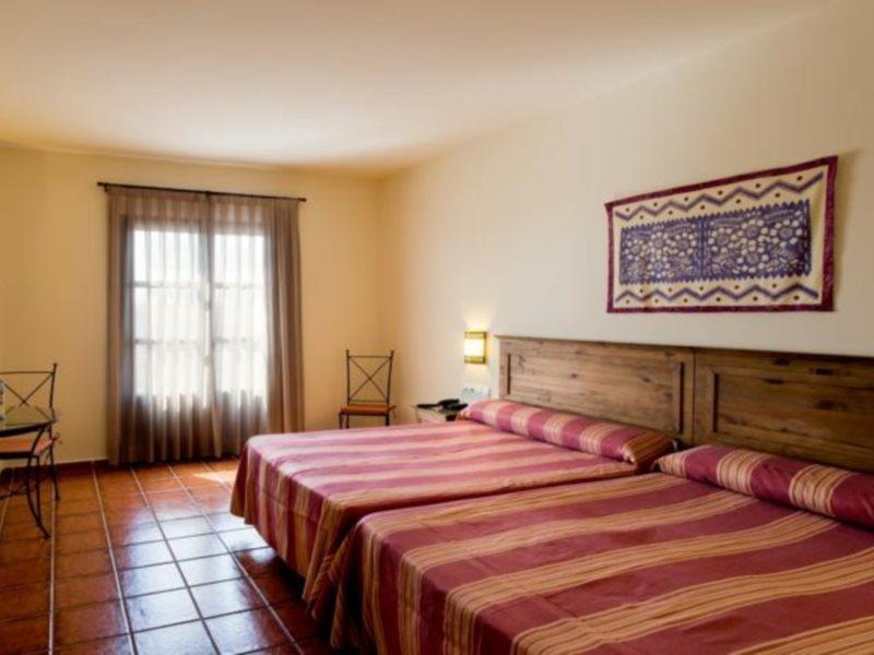 Portaventura El Paso: Theme Park Access Included Hotel Salou
