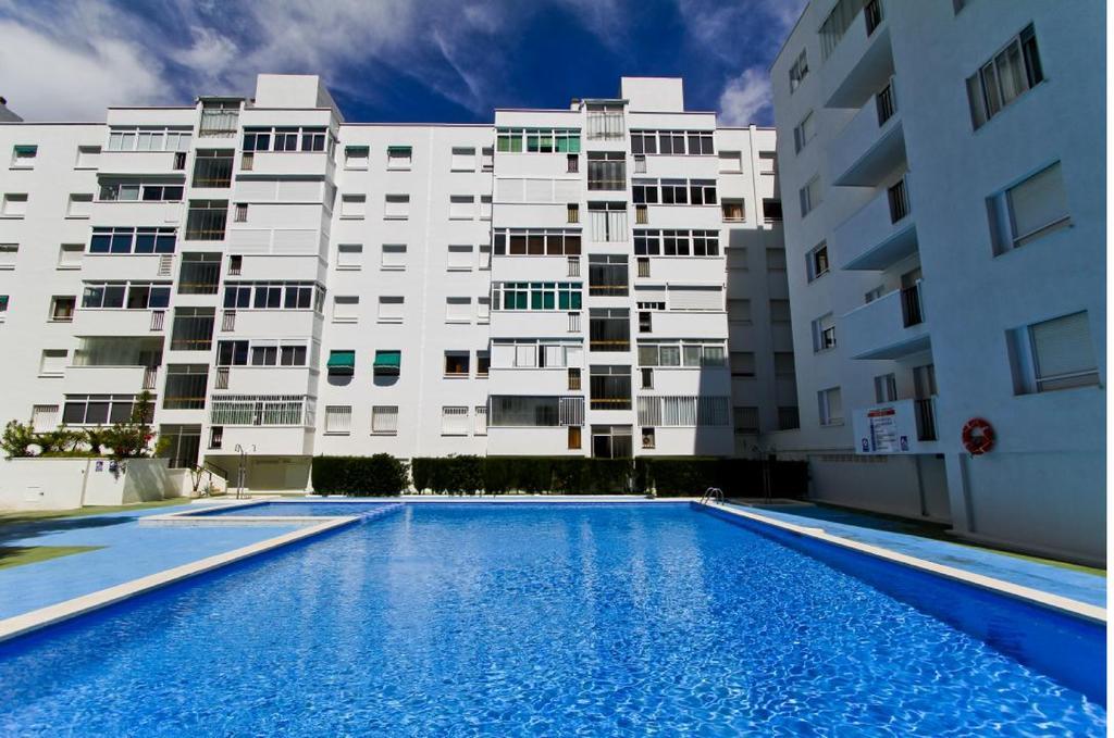 Anagabu 5h Planet Costa Dorada Only Families *