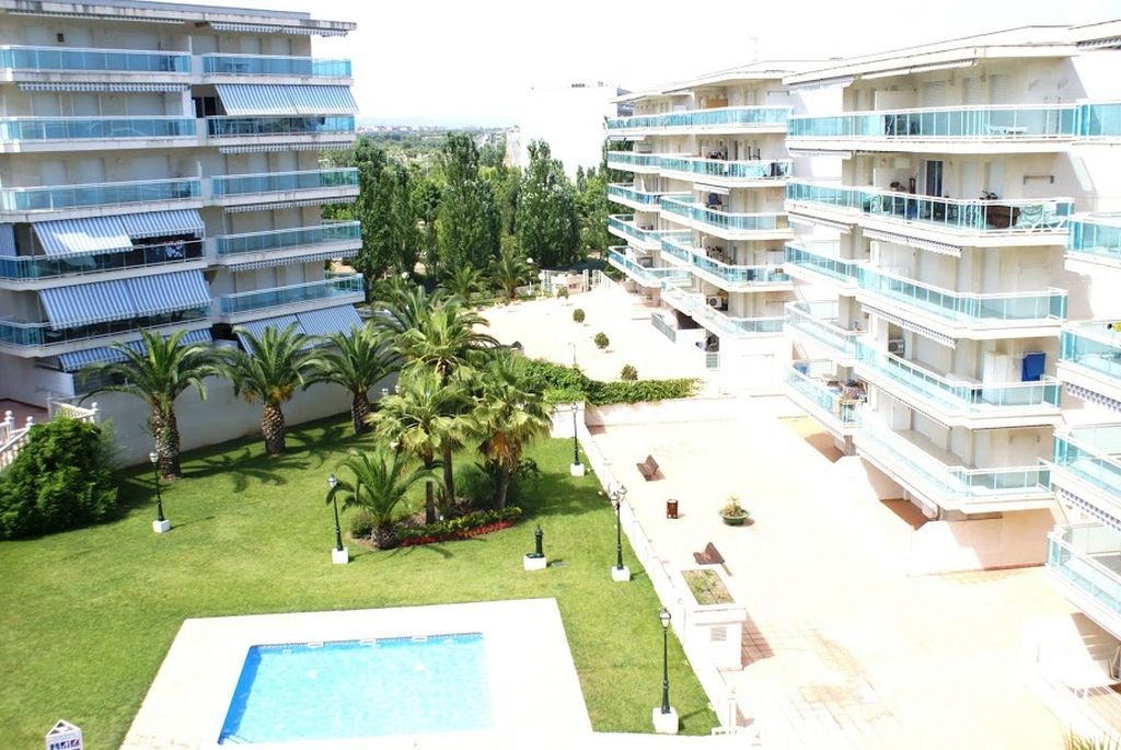 Uhc Village Park Salou