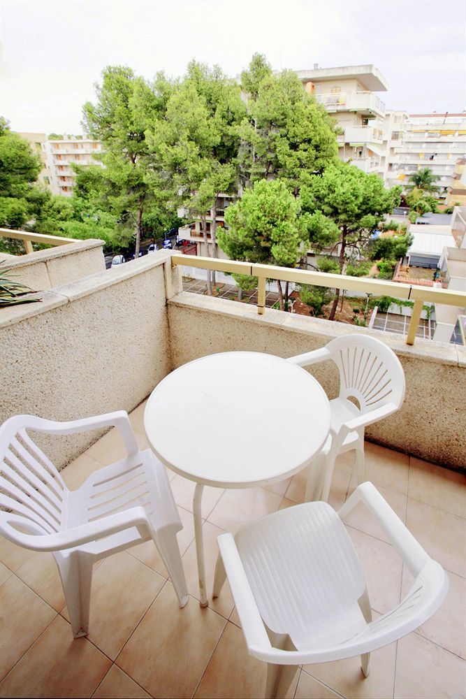 Arquus * Salou