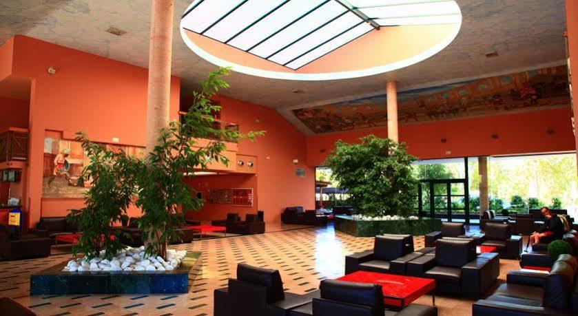 Ohtels Romana Hotel